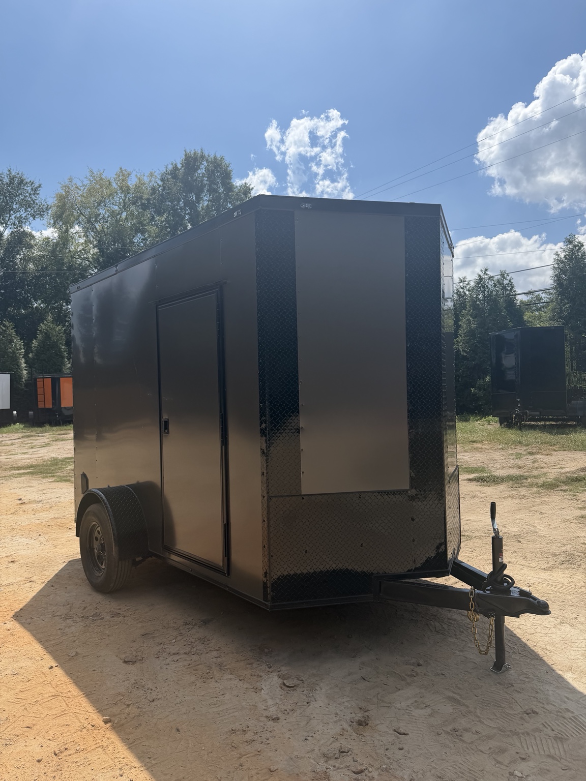 6×10 Single Axle Enclosed Trailer