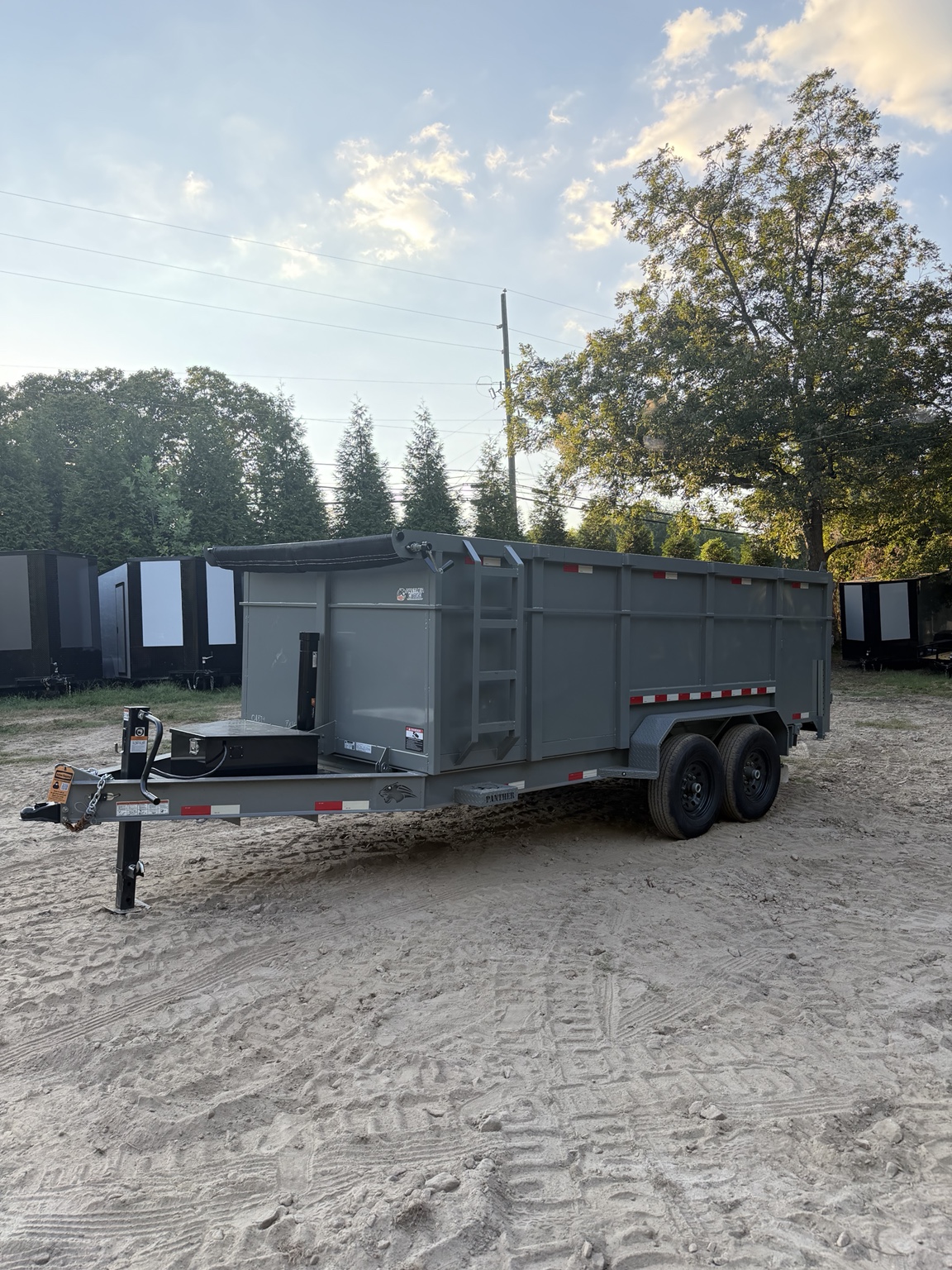 7×16 — 4 ft walls Tandem Axle Dump Trailer